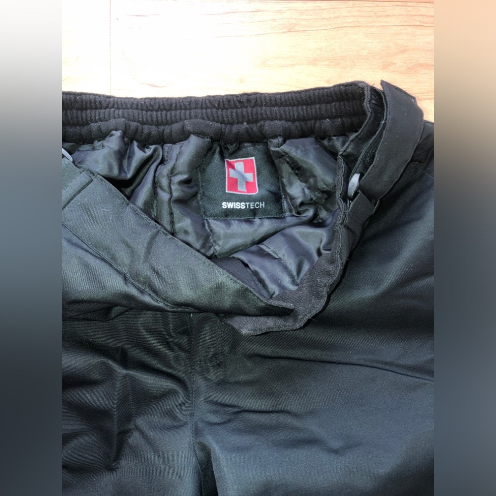 SWISS TECH  Women's Black Snow Pants XS -  S - Picture 7 of 12